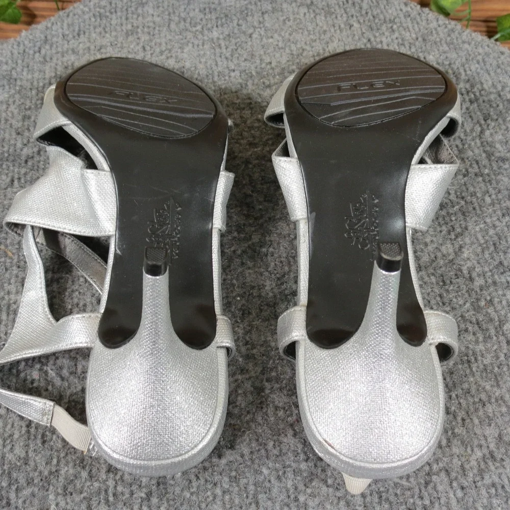 Life Stride Note‎ Velocity Women's 8 Silver Strappy Slingback Heel Sandals